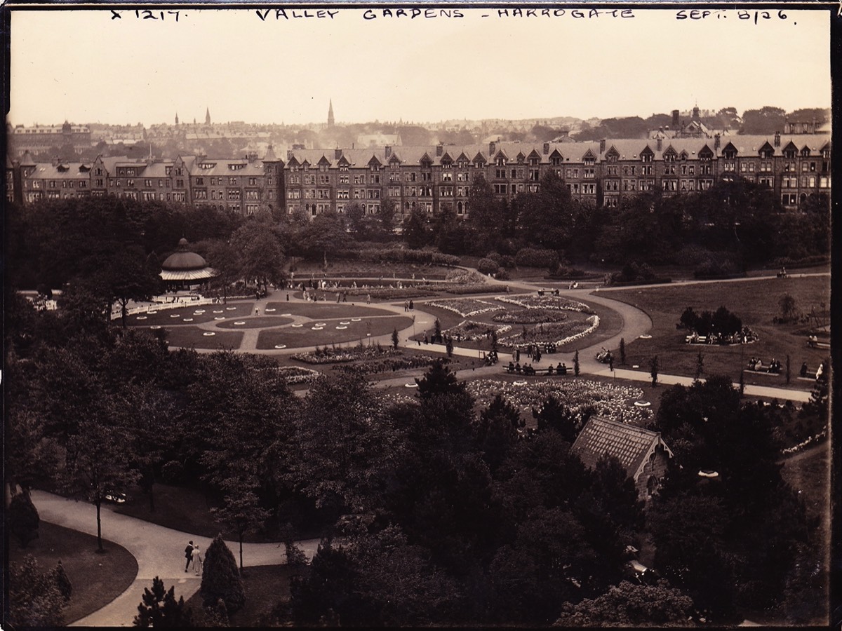 Central Area c. 8 Sep 1926* - Note the well heads and the exposed boating pond
