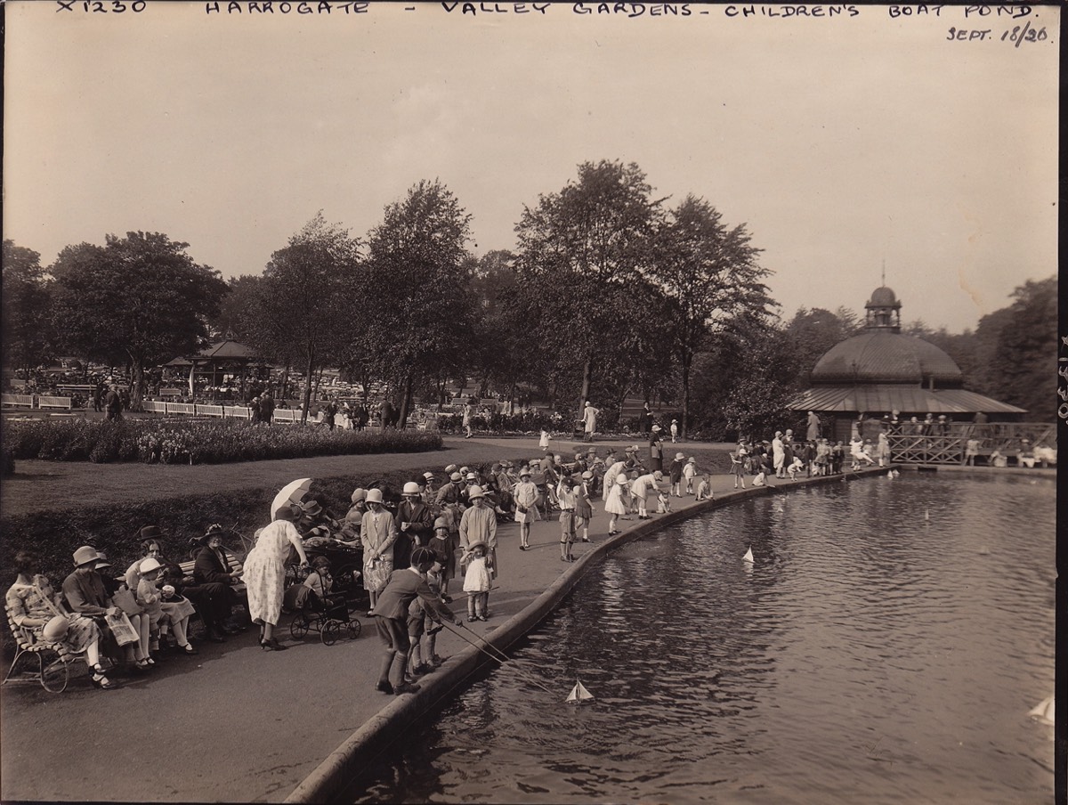 Boating Pond c.18 Sep 1926*