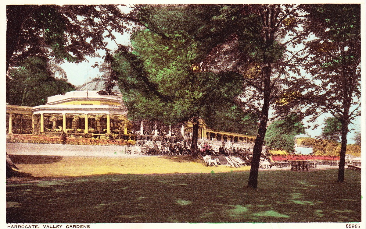 Sun Pavilion and Lawn