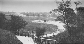 Path to Bogs Field from Valley Drive