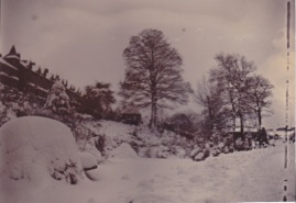 Snow in Valley Gardens note hut in center of photo*