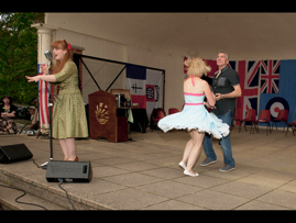 the singer and dancing by Ross Billows